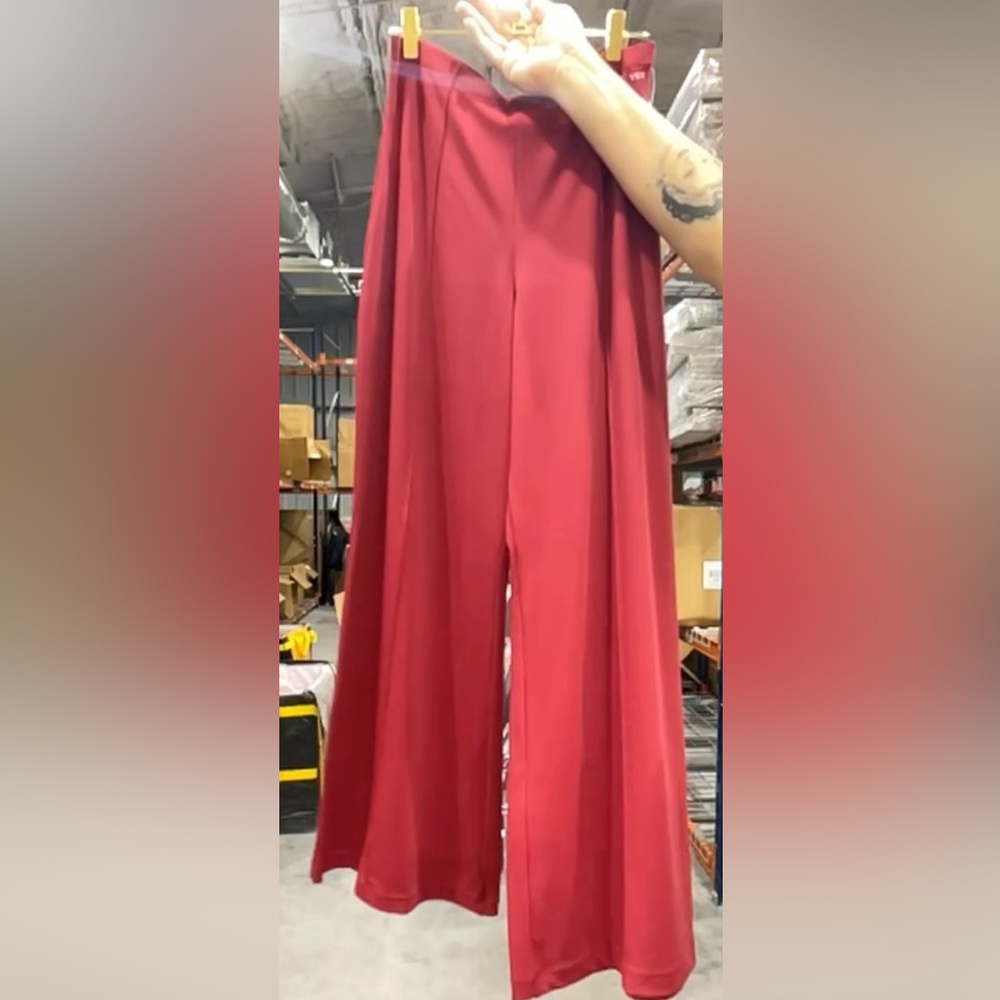 NWT VSX women’s spandex wide leg pants size large